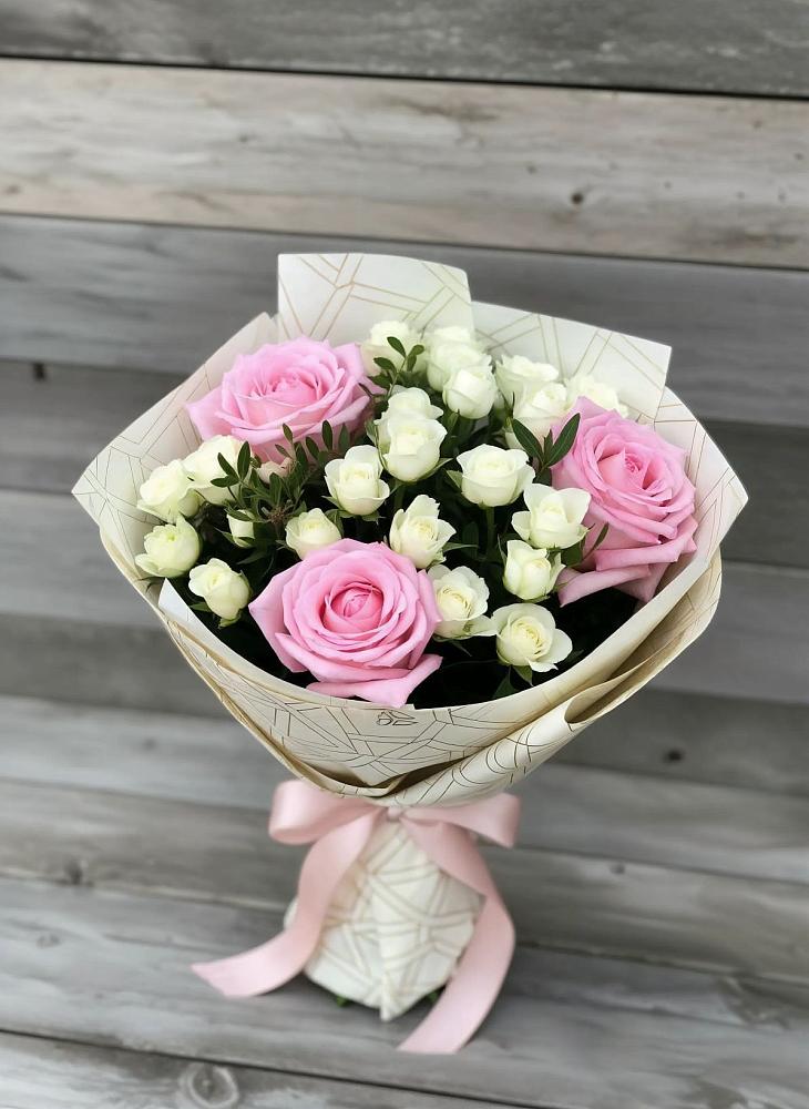 Букет цветов из: Розы в Волчанске