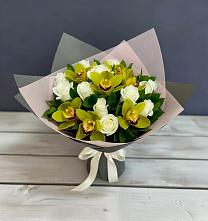 Букет цветов из:  Орхидеи и Розы в Волчанске