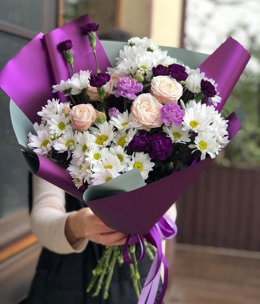 Букет цветов из: Хризантемы, Гвоздики и Розы в Волчанске