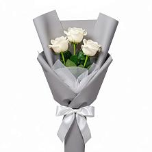 Букет 3 белые розы в Волчанске
