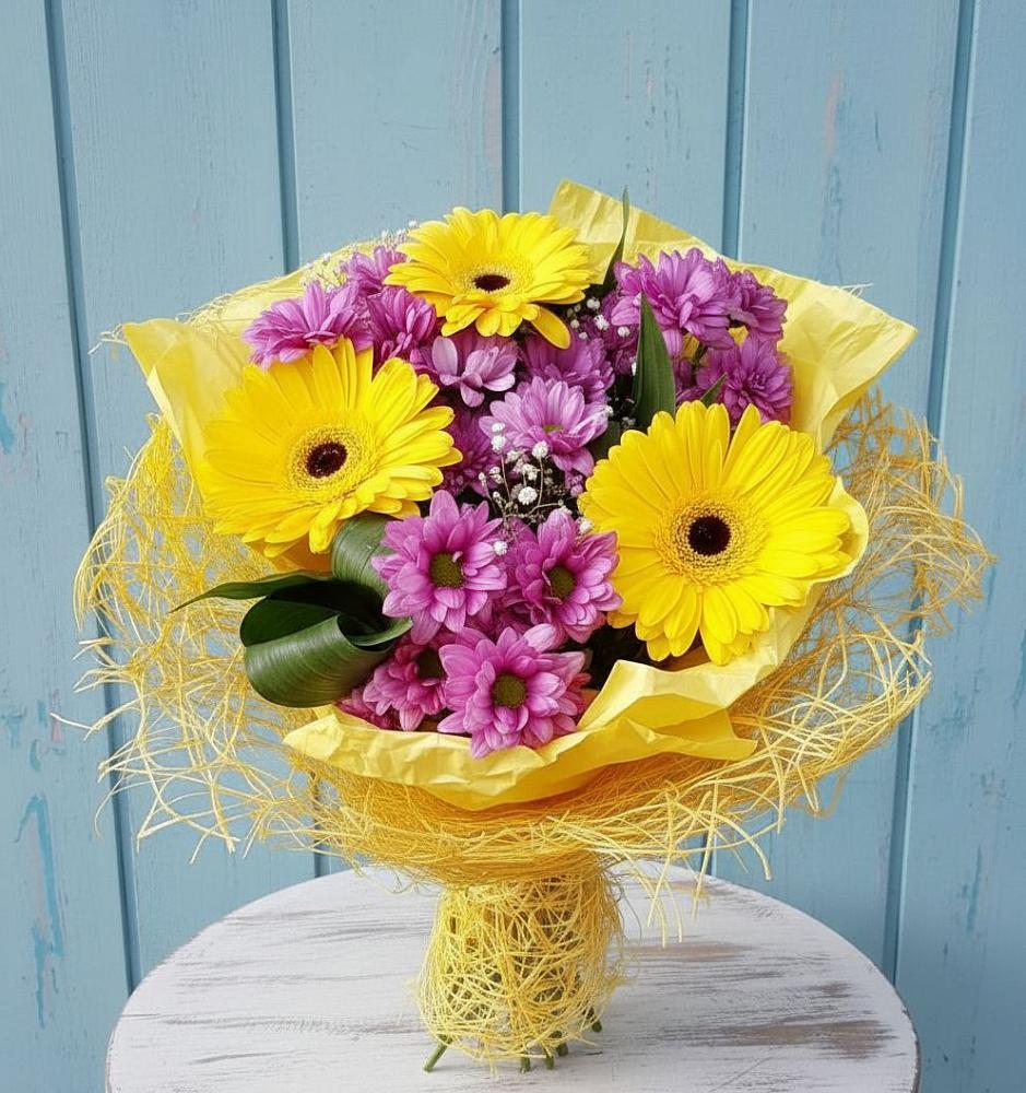 Букет цветов из: Хризантемы и Герберы в Волчанске