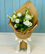 Букет цветов из:  Хризантемы и Лизиантусы в Волчанске