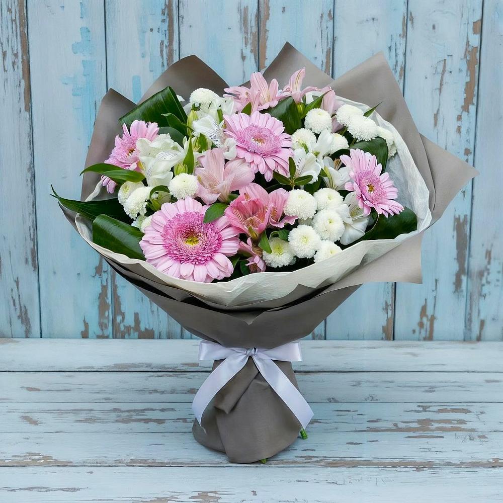Букет цветов из: Герберы, Альстромерии и Хризантемы в Волчанске