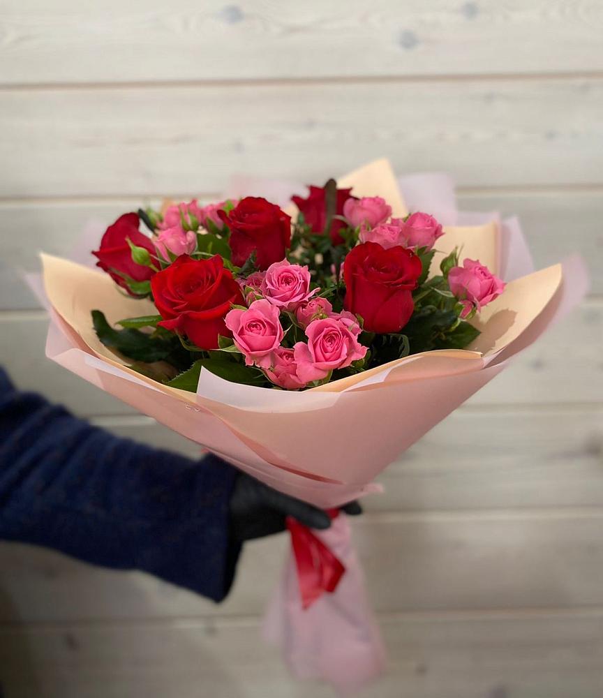 Букет цветов из: Розы в Волчанске