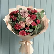 Букет цветов из:  Гвоздики и Розы в Волчанске