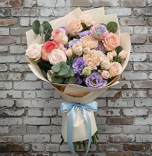 Букет цветов из:  Розы, Лизиантусы и Гвоздики #REPLACE_PRED# Волчанске